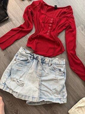 Full set Red Long Sleeve Henley Top+ demin short skirt